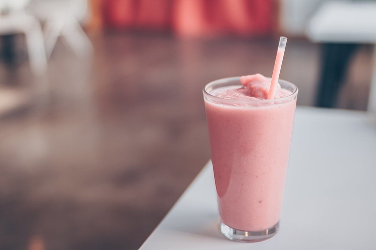 Milkshake Recipe - Homemade Strawberry Milkshake